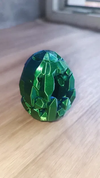 Trứng Easter Pha Lê – Geode Hình Học Bóng Lấp Lánh - Image 3