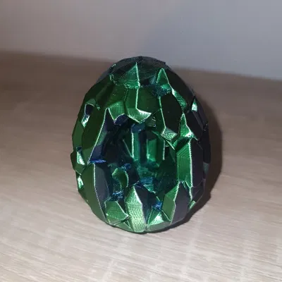 Trứng Easter Pha Lê – Geode Hình Học Bóng Lấp Lánh