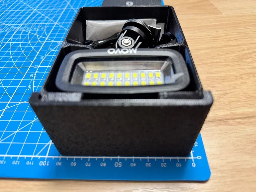 Hộp Đựng Đèn Pin MOVO Chống Va Đập Tiện Lợi - Image 3