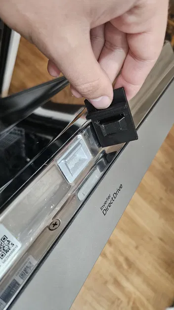 Nêm giữ cửa máy rửa chén LG (LG Dishwasher Prop) - Image 3