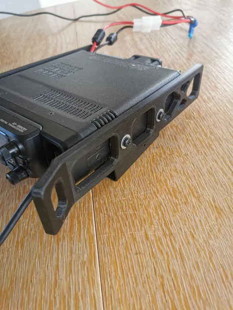 Khung Bảo Vệ Máy Thu Phát Vô Tuyến ICOM ID-880H 3D - Image 1