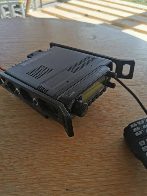 Khung Bảo Vệ Máy Thu Phát Vô Tuyến ICOM ID-880H 3D - Image 5