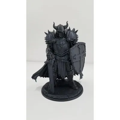 Ulric, Dark Warrior Figurine – Tượng Chiến Binh Bóng Tối