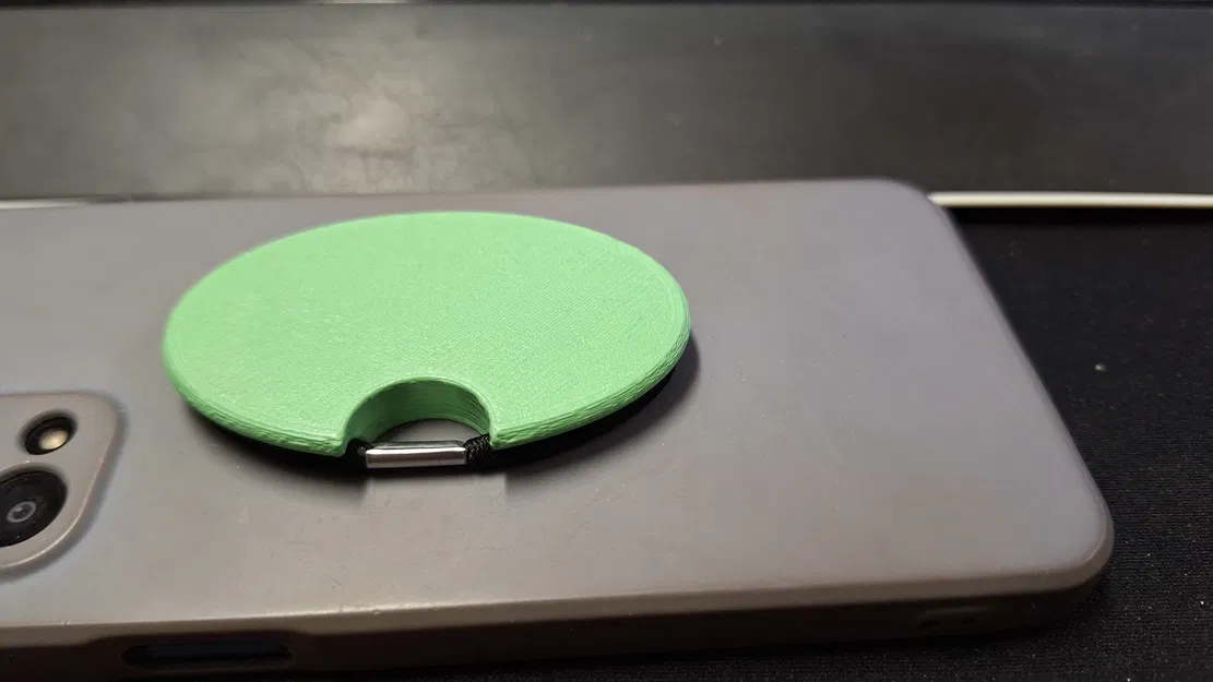 Giá giữ thun buộc tóc gắn sau điện thoại (Hair tie holder for phone) - Image 2