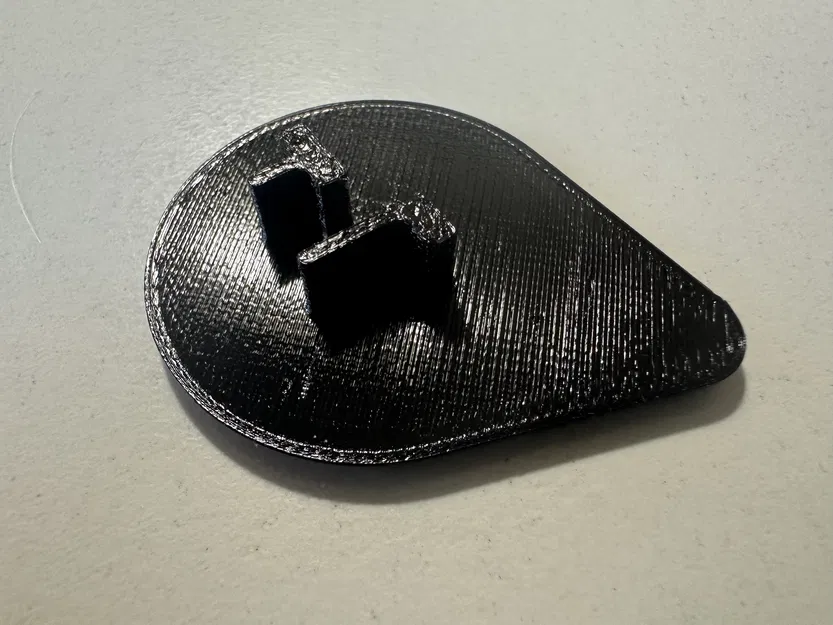 Nắp Che Cổng Sạc Xe Đạp Điện Cube Kathmandu Hybrid SL 750 - Image 1