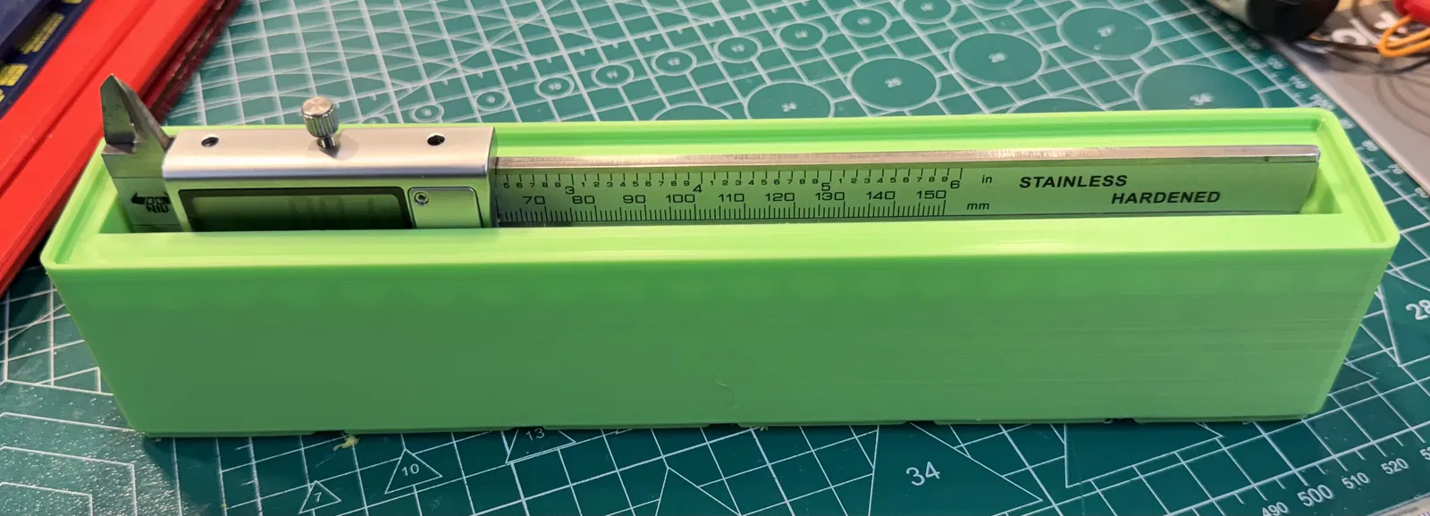 Gridfinity - Remix khay đựng thước kẹp Digital Vernier 6x1x7U - Image 1