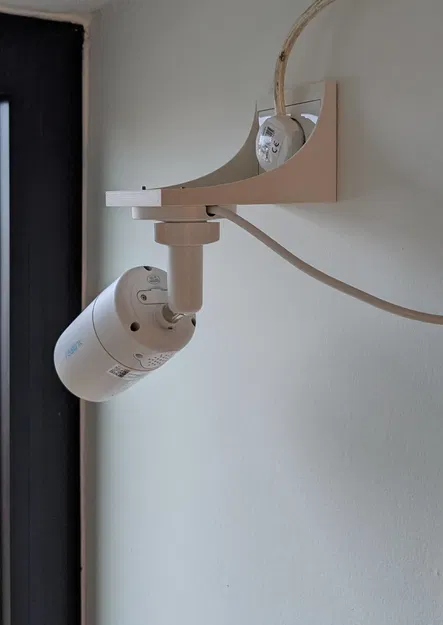 Berker K1 cho Reolink RLC-1212A - Image 3