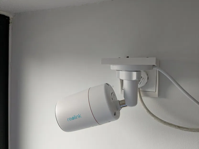 Berker K1 cho Reolink RLC-1212A - Image 4