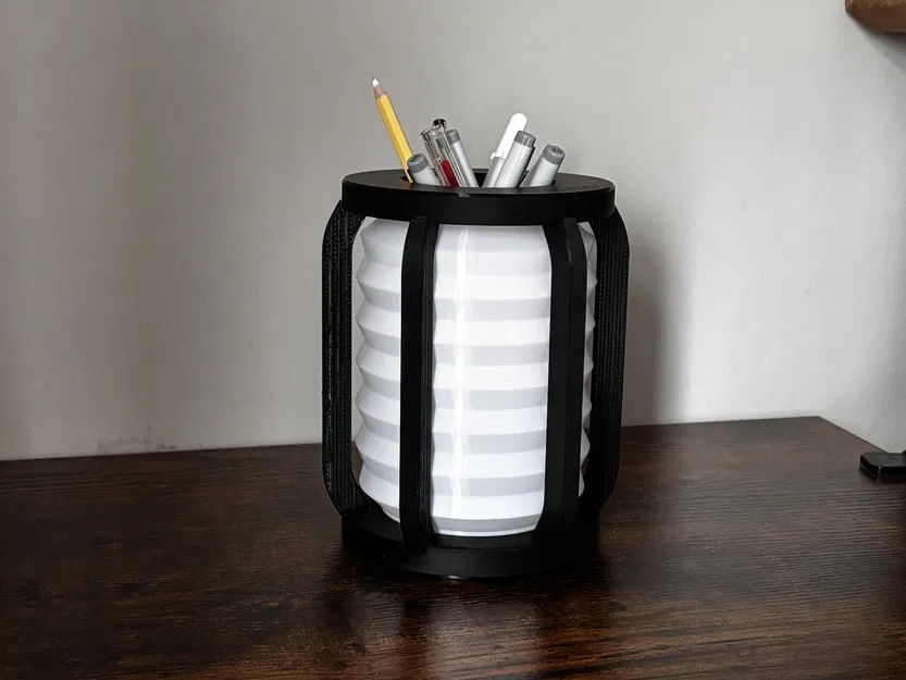 Đèn bàn kiêm ống đựng bút (Lamp pen holder) - Image 4