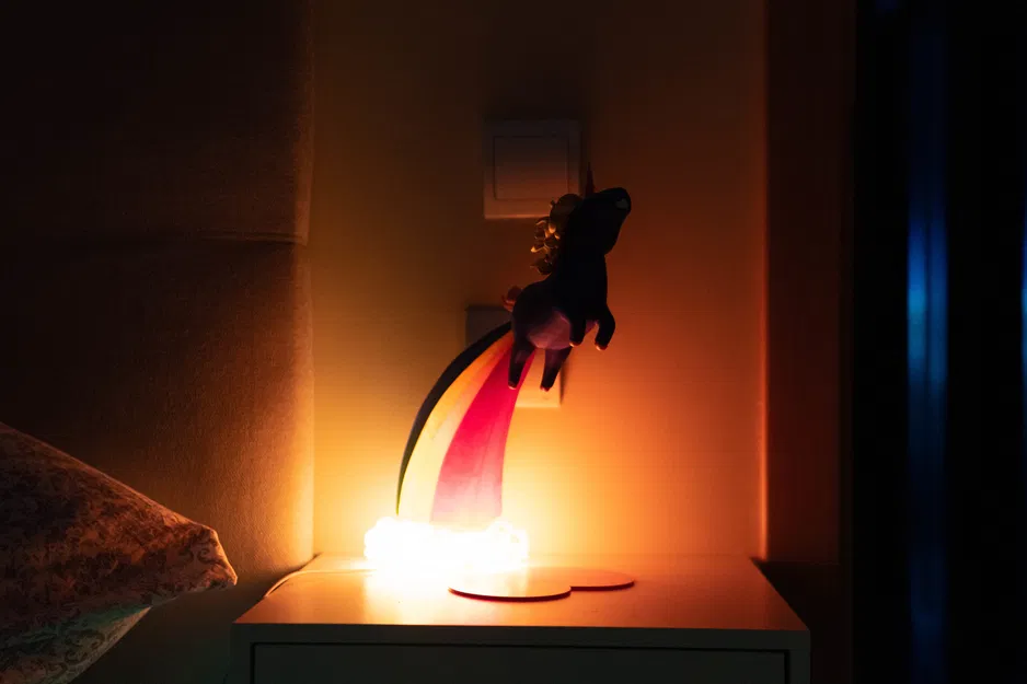 Đèn Kỳ Lân Xì Cầu Vồng (The Unicorn Rainbow Fart Lamp) - Image 12
