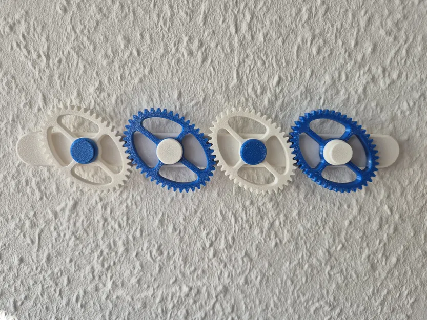 4-Gear Chain Fidget Wall Mount – Đồ chơi bánh răng treo tường - Image 1