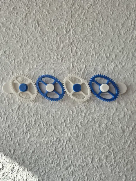 4-Gear Chain Fidget Wall Mount – Đồ chơi bánh răng treo tường - Image 2