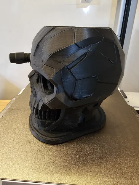 Skull Desk Tidy – Khay Đựng Bút Gothic Điêu Khắc Hình Sọ - Image 3