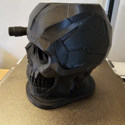 Skull Desk Tidy – Khay Đựng Bút Gothic Điêu Khắc Hình Sọ