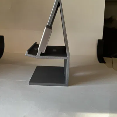 Đế Đựng Điện Thoại & Đồng Hồ Thông Minh Tiện Lợi