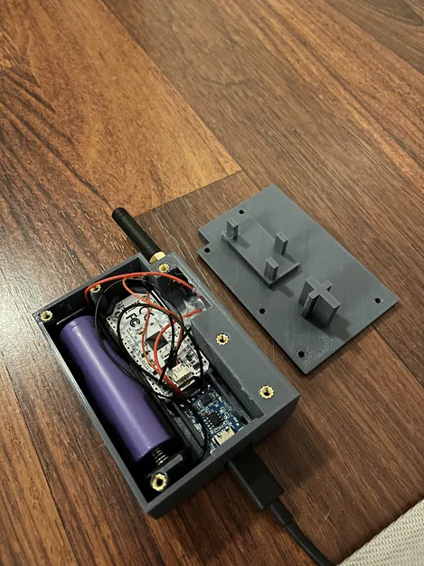 Vỏ Case Heltec v3 Meshtastic Tích Hợp Pin 18650 - Image 5