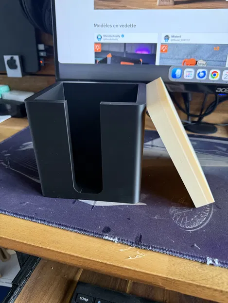 Hộp Đựng Bông Tẩy Trang Vuông Vắn - In 3D Tiện Lợi - Image 1