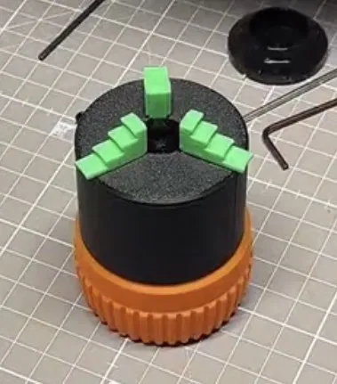 Kẹp Giữ Mô Hình Miniature Phiên Bản Răng Đảo Ngược - Image 1