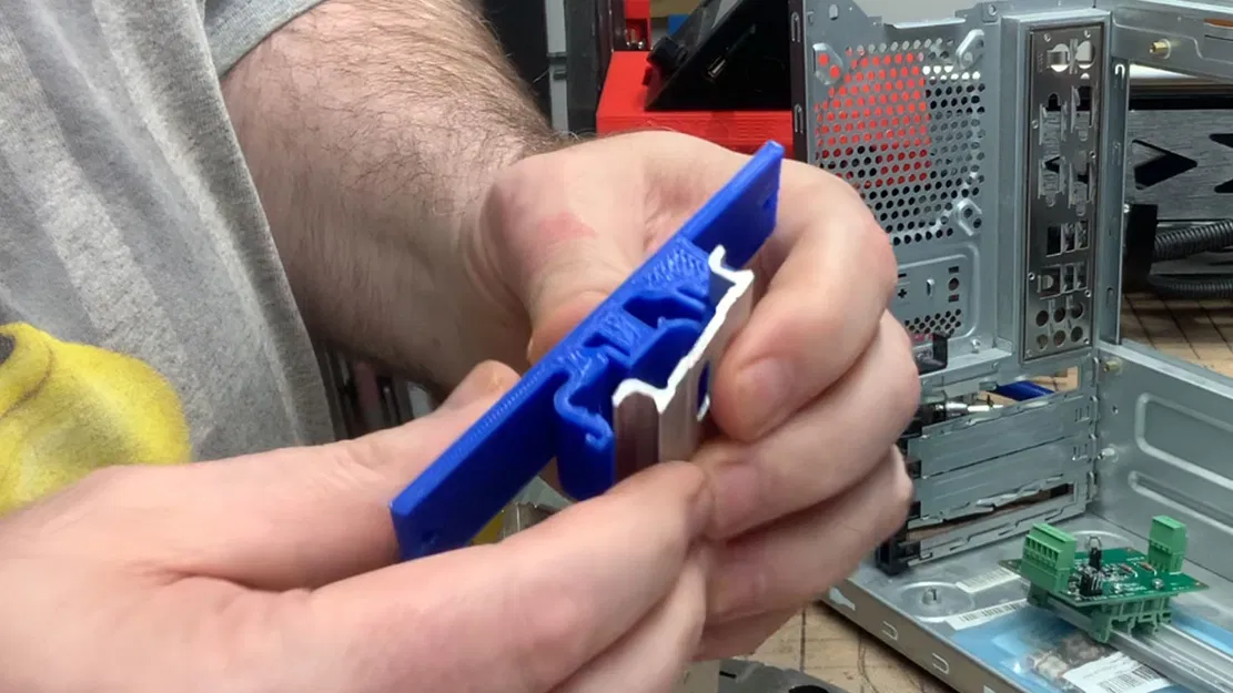 (Tùy chọn 2/2) Ngàm gắn DIN Rail cho TB6600 Microstep Driver (v2.0.0 & 2.0.1) - Image 1