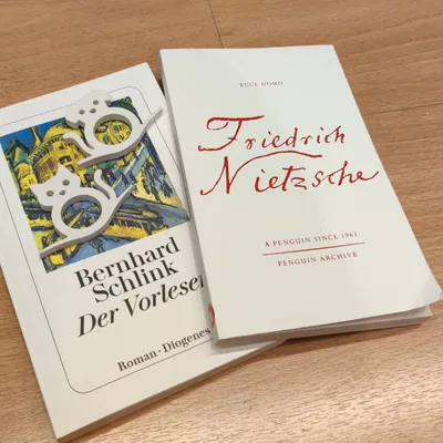 Kẹp Giữ Trang Sách Chó & Mèo (DOG & CAT BOOK PAGE HOLDER)