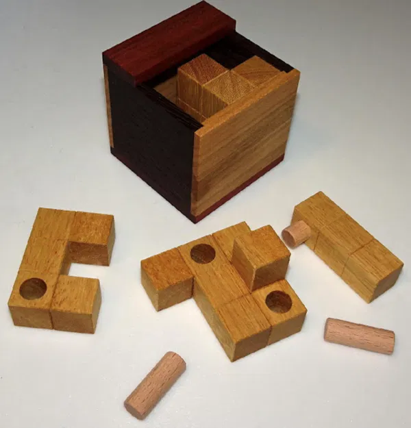 Nice packing puzzle – Puzzle nhét 5 mảnh và 2 dowel vào hộp - Image 5