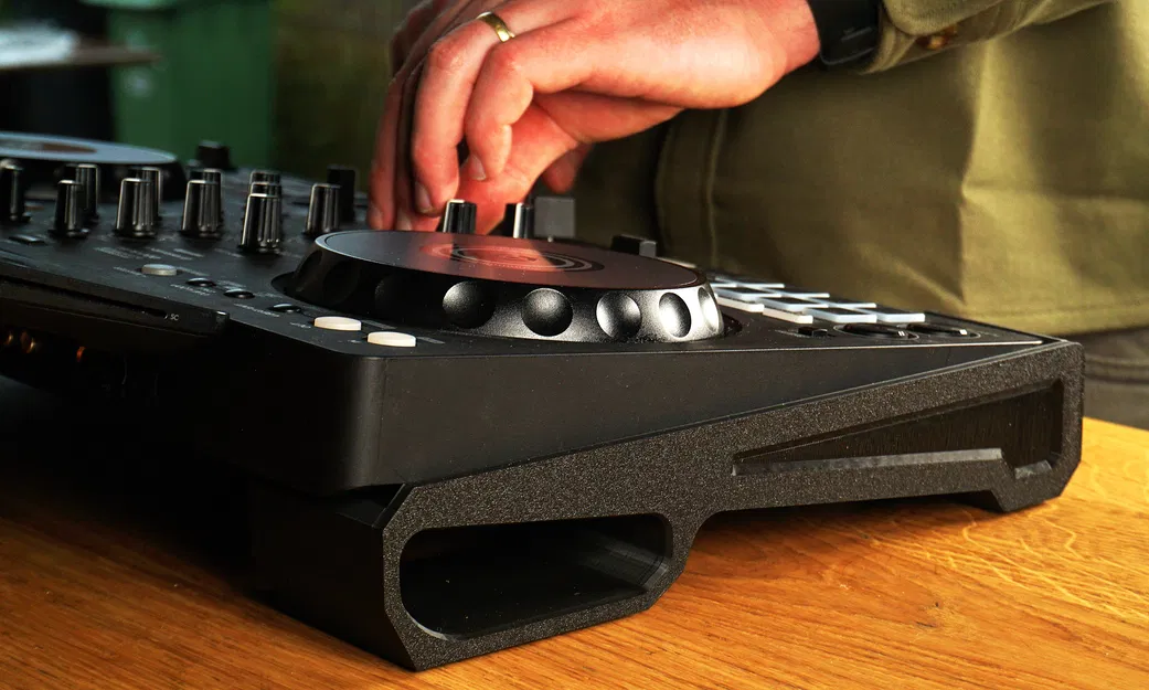 Chân Đế Nghiêng Pioneer DDJ FLX 4 Stand - Image 6