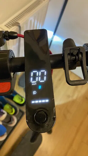 Ốp che mưa cho E-Scooter (Raincover for E-Scooter) - Image 1