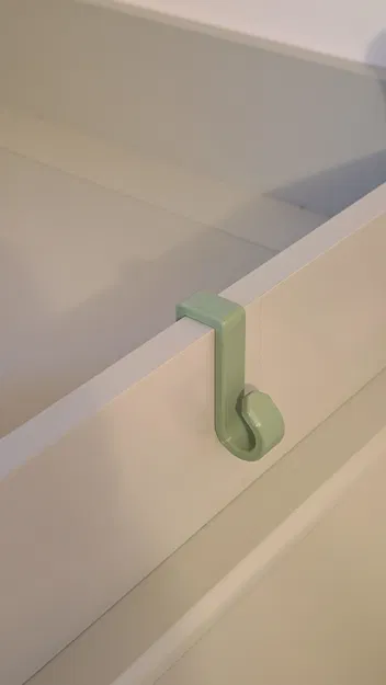 Móc Treo Đồ Gắn Cạnh Tủ 15mm Tiện Lợi - Image 1