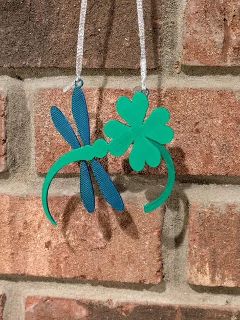 Móc Treo 3D Chuồn Chuồn Cỏ Ba Lá May Mắn - Image 2