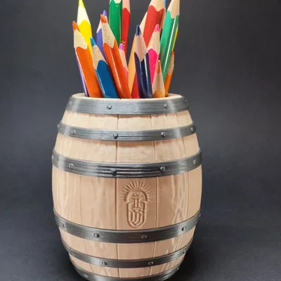 Hộp bút hình thùng gỗ 3D - Đẹp độc lạ, trang trí bàn làm việc