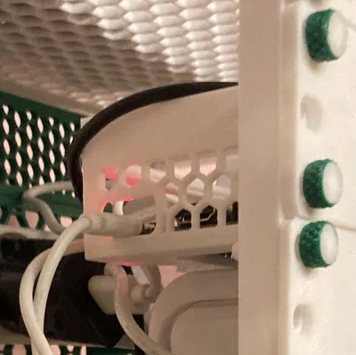 Giá rack 10" gắn 2 Raspberry Pi và 2 HDD/SSD