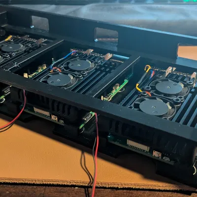 Kệ Mini Rack 10 inch cho 3 Raspberry Pi & Quạt làm mát
