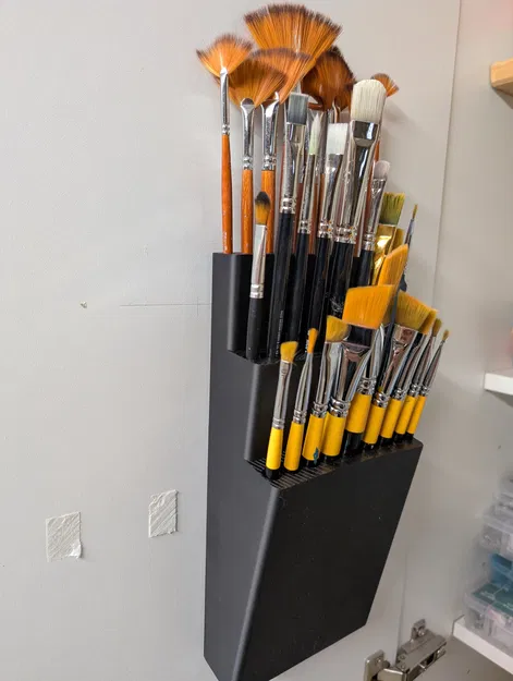 Kệ Treo Tường Giữ 27 Cọ Vẽ - Sắp Xếp Gọn Gàng - Image 1