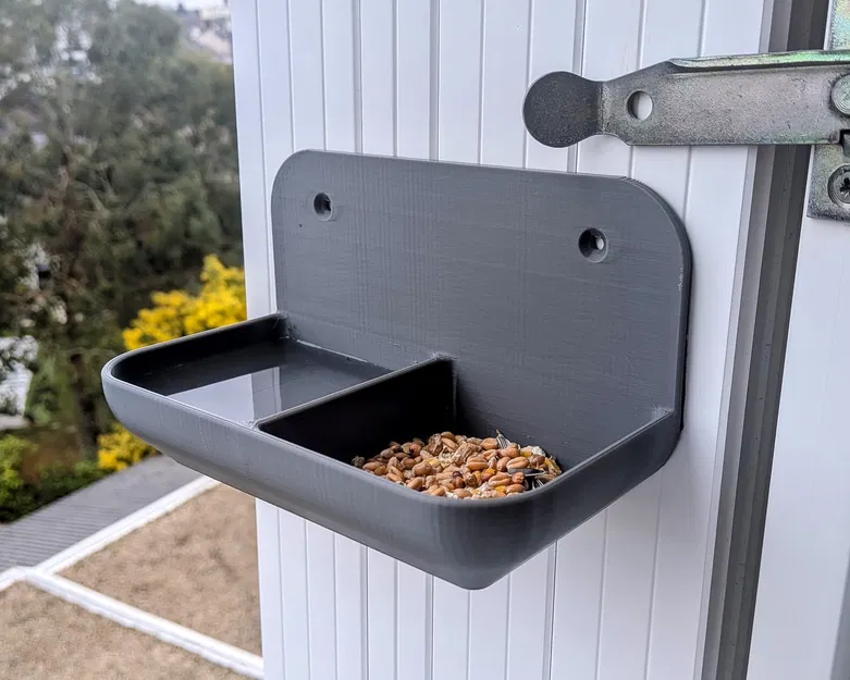 Máng Ăn Chim Treo Tường 3D: Thức Ăn & Nước Uống Tiện Lợi - Image 1