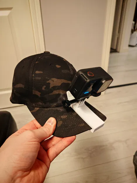 Ngàm gắn nón lưỡi trai cho Insta360 Ace Pro 2 / GoPro - Image 1