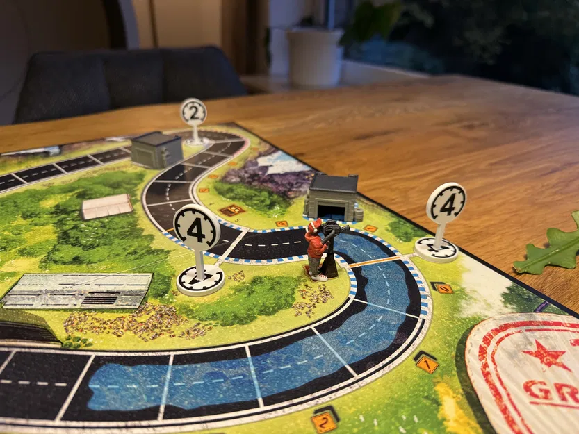 Bảng giới hạn tốc độ cho HEAT: Pedal to the Metal - Image 2