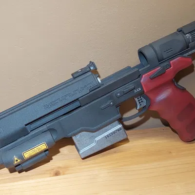 Cyberpunk 2077: Malorian Arms 3516 của Johnny Silverhand (lắp bằng vít, detail chuẩn hơn)