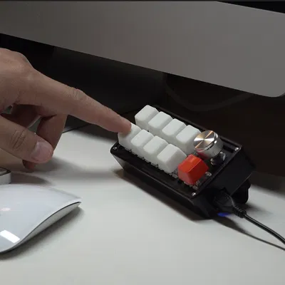 Macro Keyboard (9 phím + 1 núm vặn)