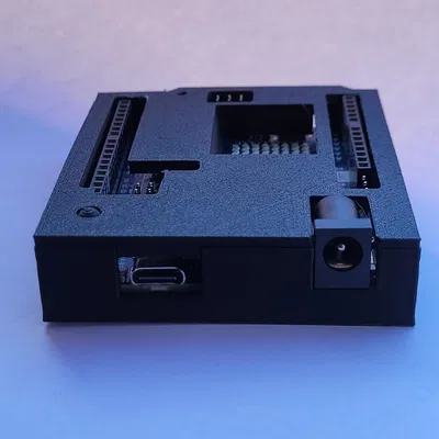 Vỏ Arduino Uno R4 WIFI - Tối giản (cạnh thẳng, bản không dùng vít)