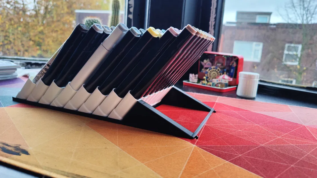 Kệ Lưu Trữ Alcohol Marker Dạng Nghiêng (Angled Alcohol Marker Storage) - Image 3