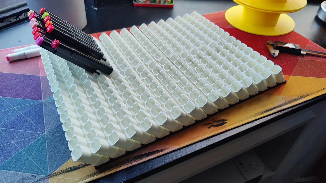 Kệ Lưu Trữ Alcohol Marker Dạng Nghiêng (Angled Alcohol Marker Storage) - Image 6