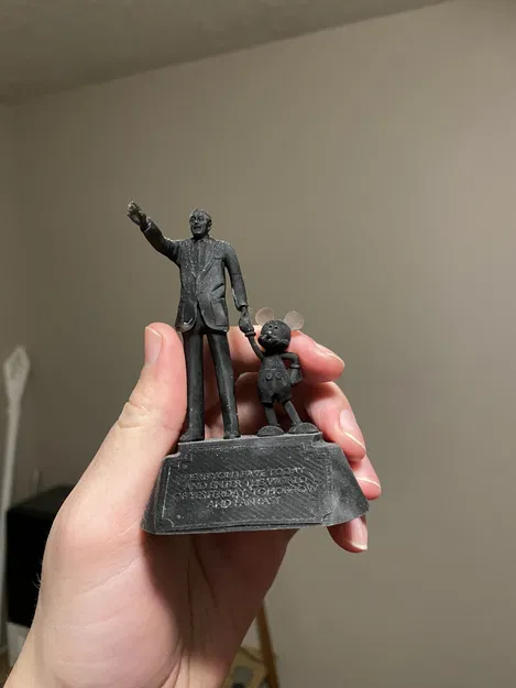 Mô Hình 3D Tượng Walt Disney và Mickey Mouse Disneyland - Image 1