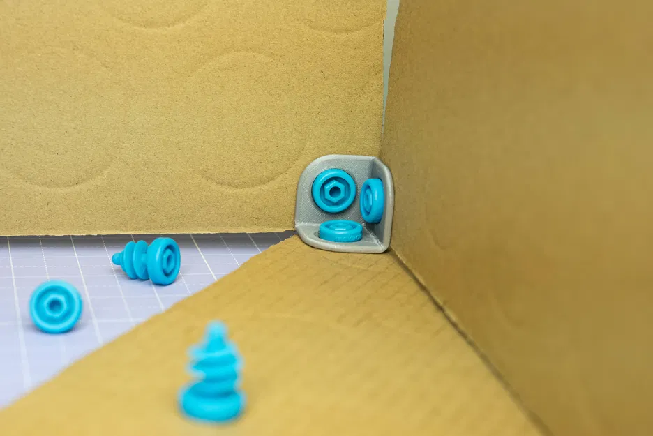 Makedo Corner Bracket (Gá góc Makedo) - Image 3