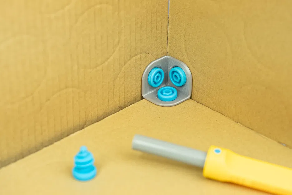 Makedo Corner Bracket (Gá góc Makedo) - Image 4