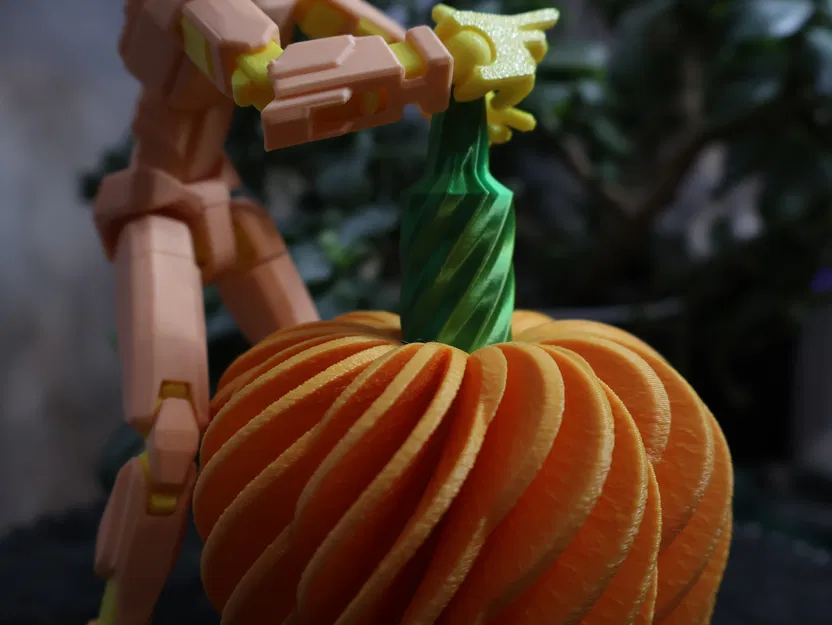 Bí Ngô Xoắn Ốc Trang Trí Halloween (Spiral Pumpkin Decor Halloween) - Image 2