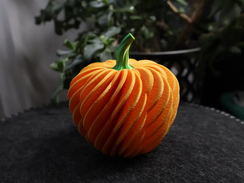 Bí Ngô Xoắn Ốc Trang Trí Halloween (Spiral Pumpkin Decor Halloween) - Image 6