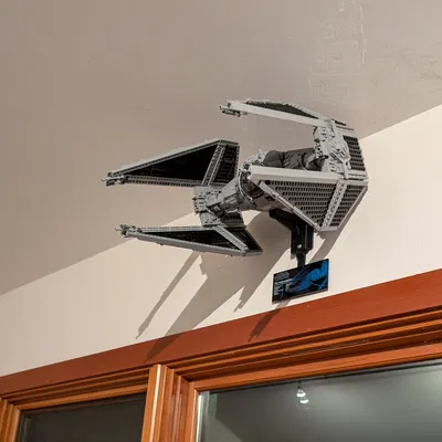 Lego Star Wars 75382 UCS TIE Interceptor (2024) - Mount nghiêng không cần support