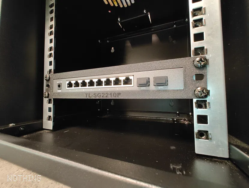 Bộ rack mount 10" cho switch TP-Link TL-SG2210P (Omada) - Image 1