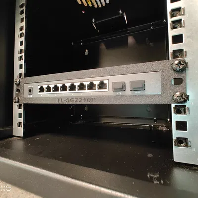 Bộ rack mount 10" cho switch TP-Link TL-SG2210P (Omada)