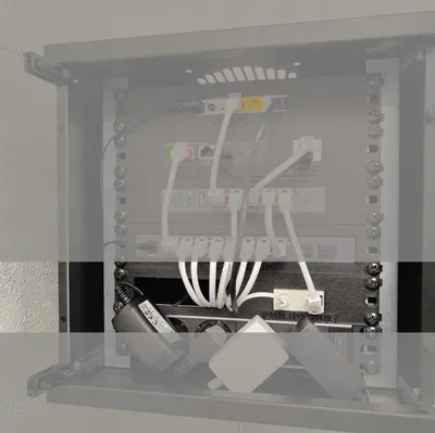 Ngàm rack 10" cho Philips Hue Bridge + lỗ đi dây (Cablehole)